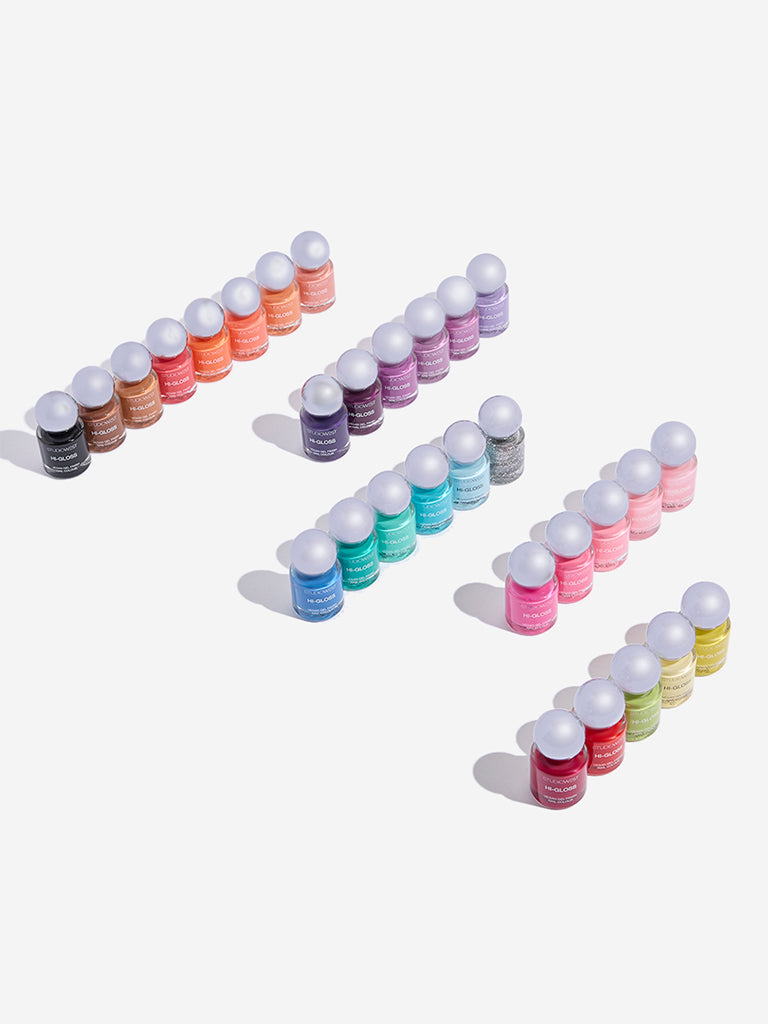 Studiowest Hi-Gloss Gilded Pink P-09 Creme Nail Colour - 8 ml