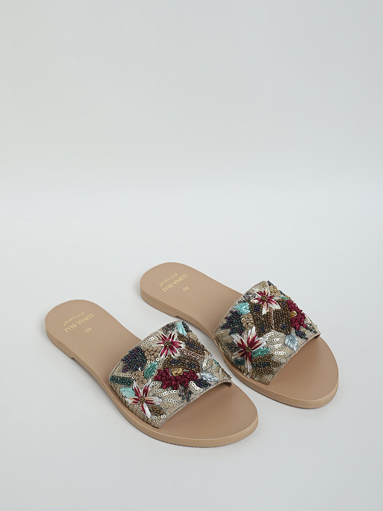 Luna sales blu chappals