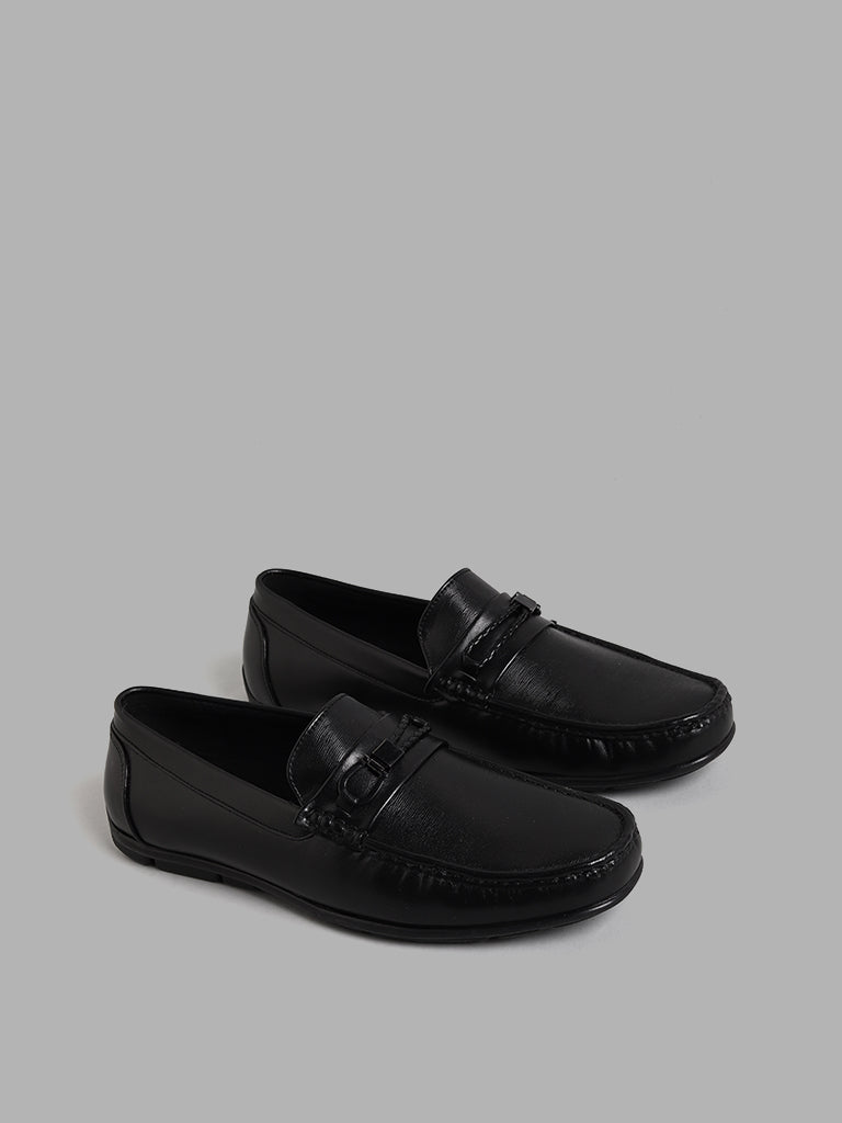 Buy Loafers for Men Online in India - Westside