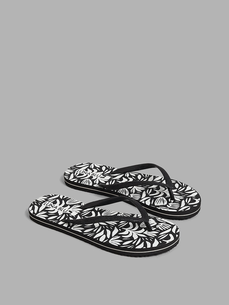 Floral print flip discount flops