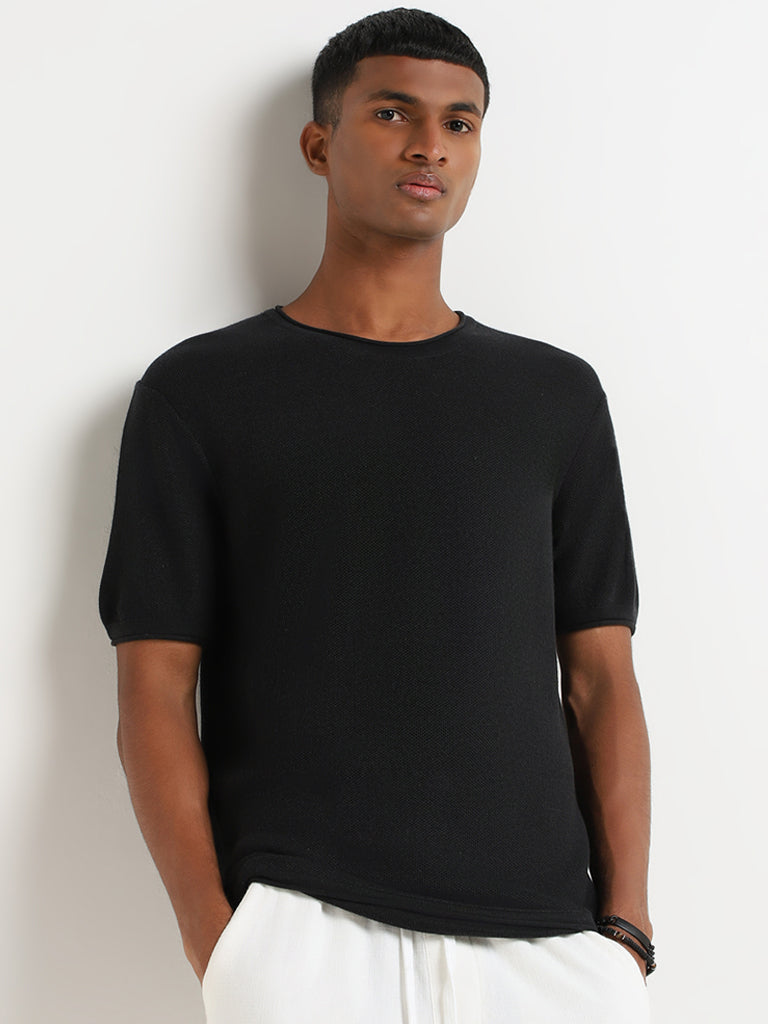 ETA by Westside Solid Black Slim Fit T-Shirt