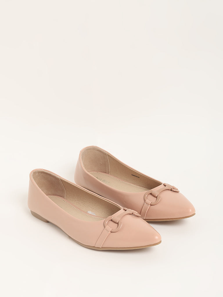 Buy Flat Shoes for Women Online at Best Prices - Westside