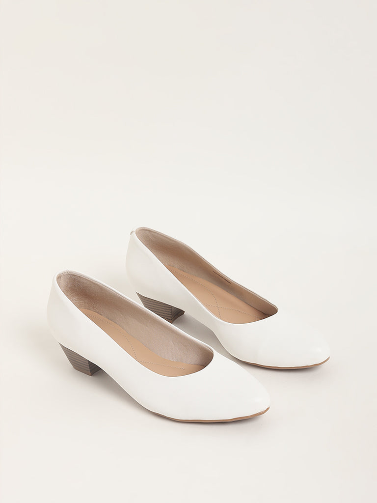 Buy shop white pumps