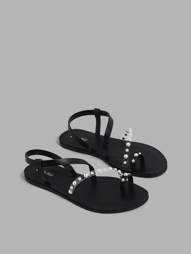 Black toe ring cheap sandals