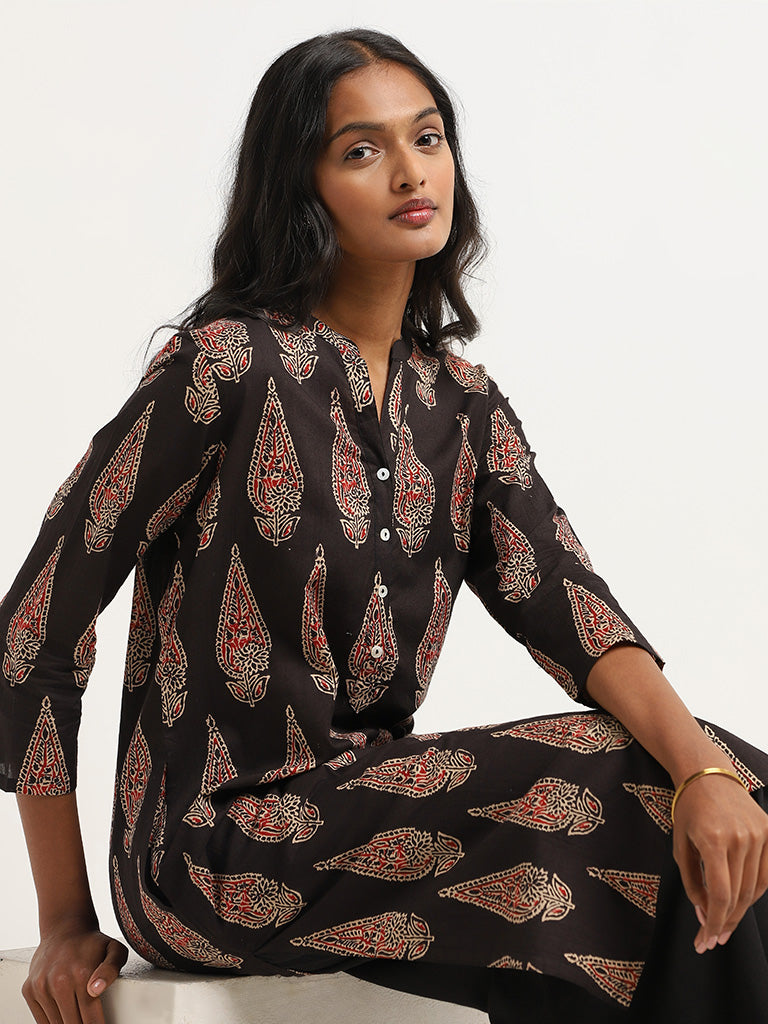 Utsa Black Printed Kurta