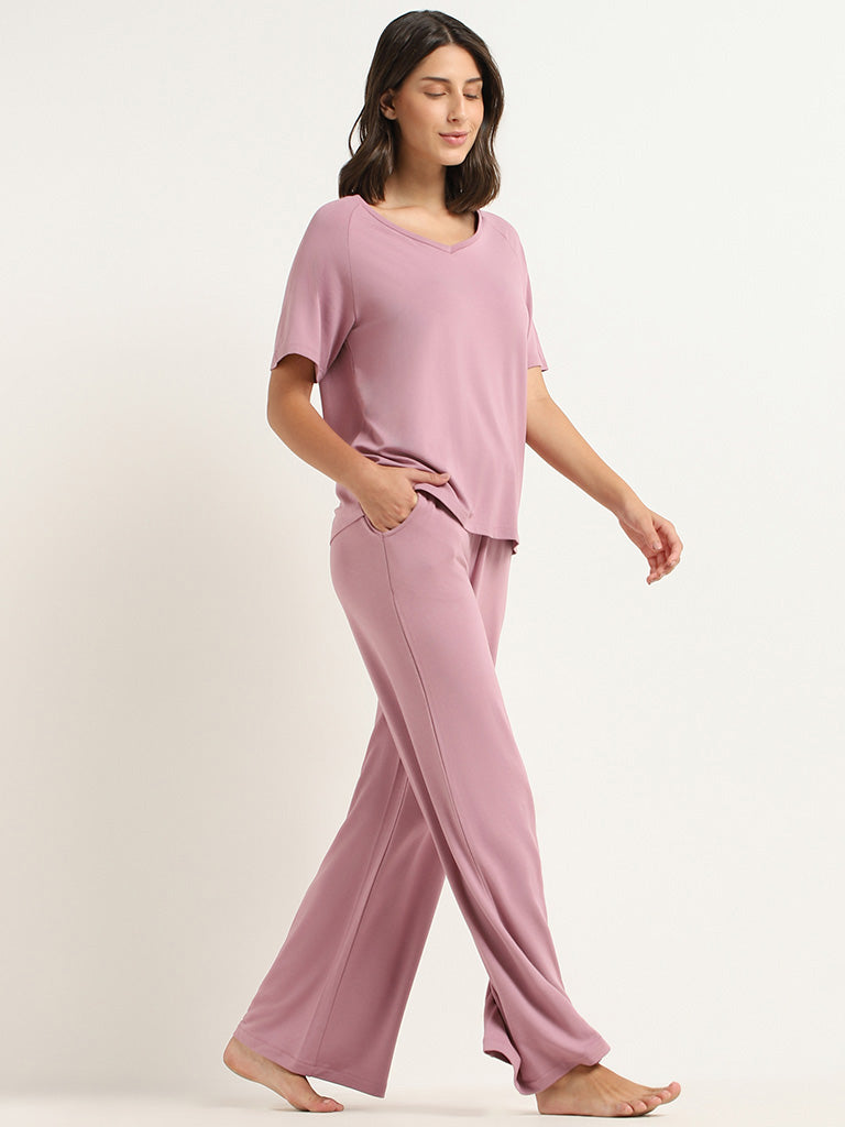 Buy Wunderlove Pink Self-Patterned Pyjamas from Westside