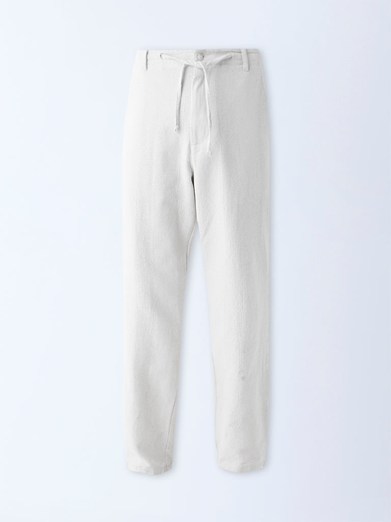 Westside ETA Men's Off-White Textured Relaxed-Fit Mid-Rise Cotton Chinos for Casual Wear Flatly