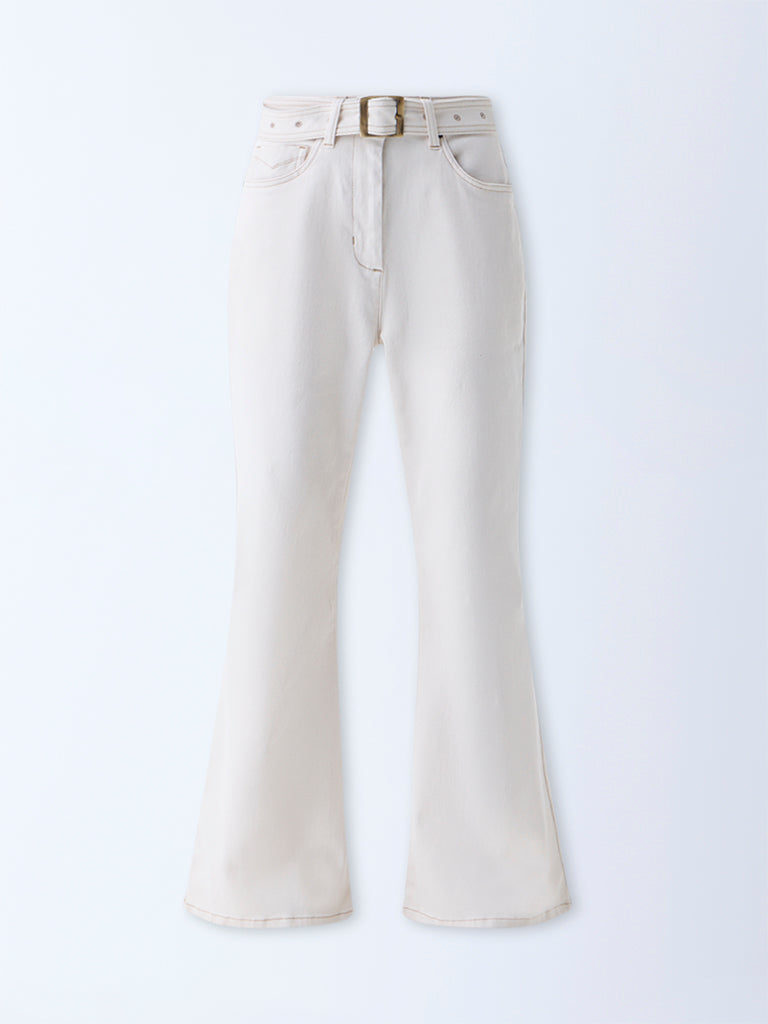 Westside Nuon Women's Off-White Mid-Rise Bootcut Jeans with Belt for Casual Wear Flatlay