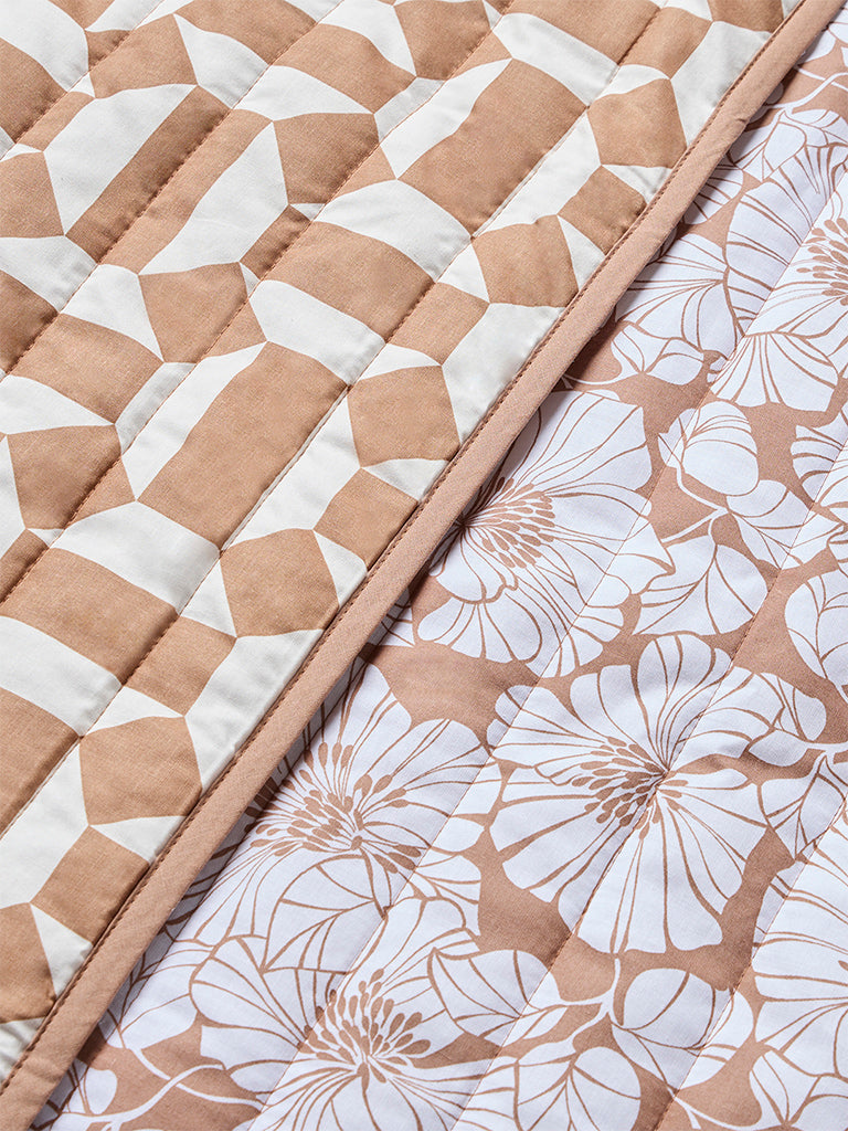 Westside Home Brown Floral Reversible Quilted Queen Bed Comforter