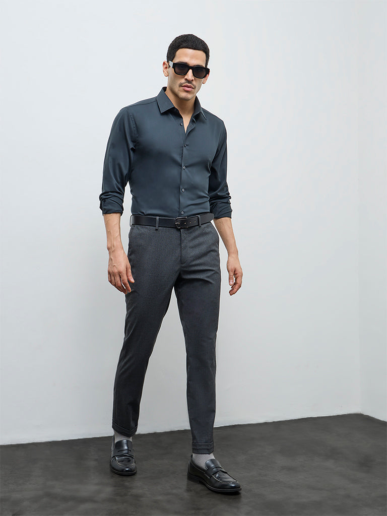 WES Formals Dark Green Solid Slim-Fit Shirt