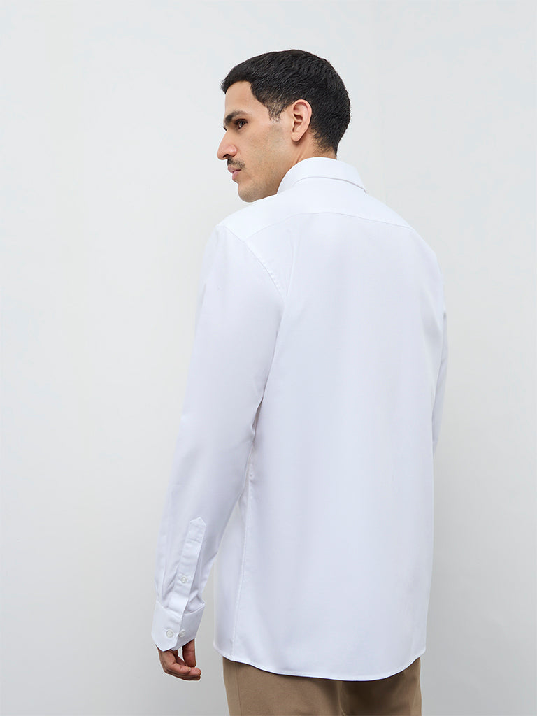 WES Formals White Solid Relaxed-Fit Cotton Shirt