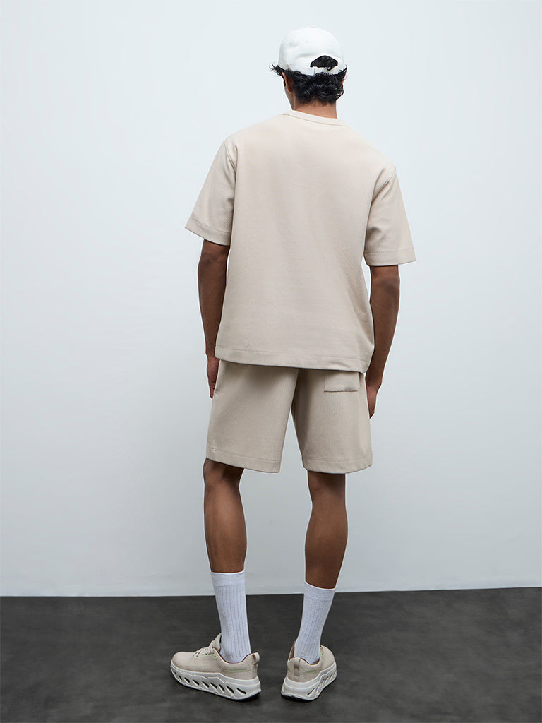 Nuoflexx Beige Relaxed-Fit Mid-Rise Cotton-Blend Shorts