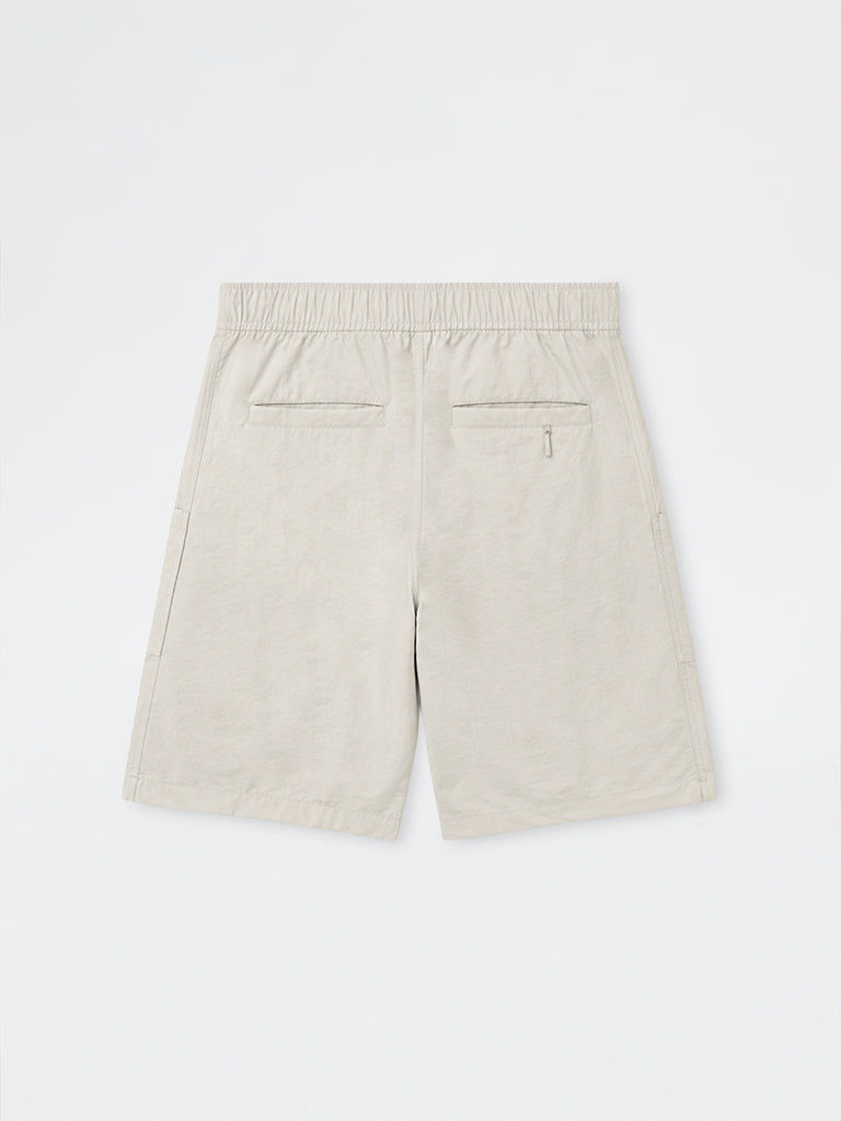 Nuoflexx Off-White Relaxed-Fit Mid-Rise Shorts