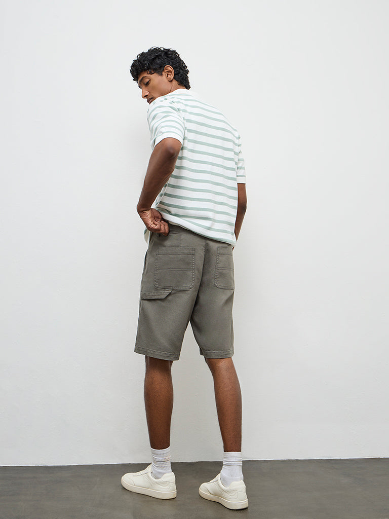 WES Casuals Green Relaxed-Fit Mid-Rise Canvas Carpenter Shorts