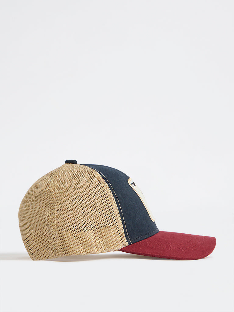 Nuon Blue Animal Embroidered Trucker Cap