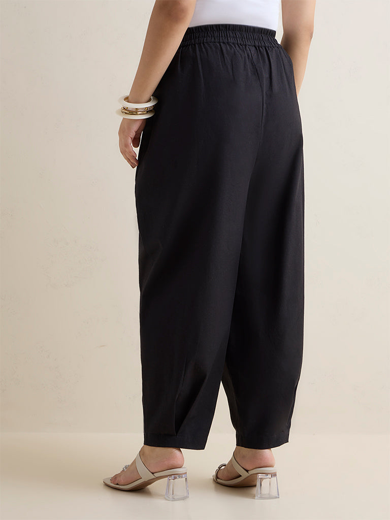 Diza Black Barrel-Fit Cotton Pants
