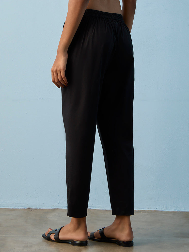 Utsa Black Solid Cotton-Blend Pants