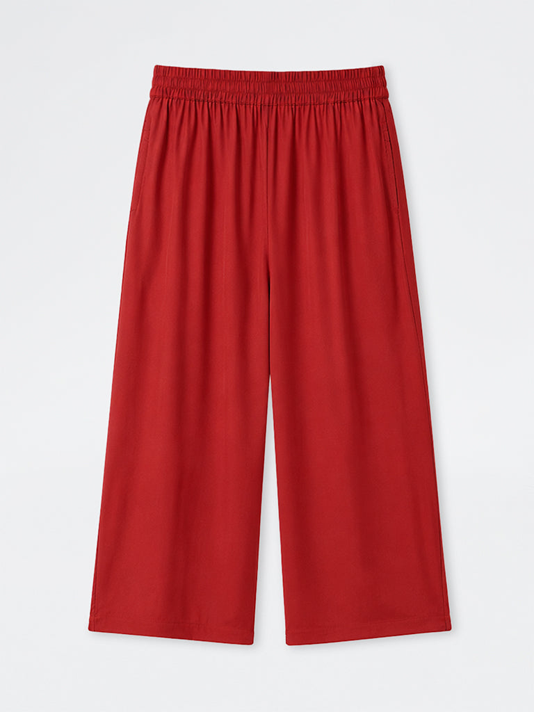 Diza Red Solid Pants