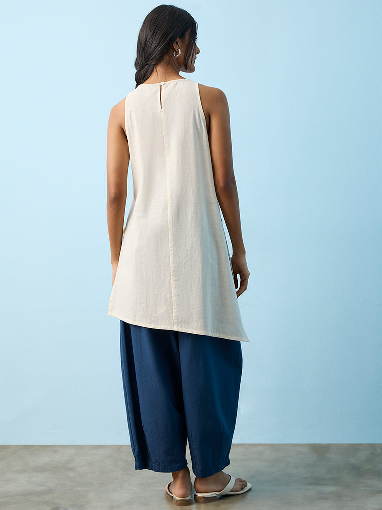 Utsa Off-White Floral Embroidered Cotton-Blend A-Line Kurta