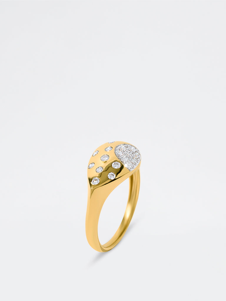 Pear Lab Diamond Scattered Ring