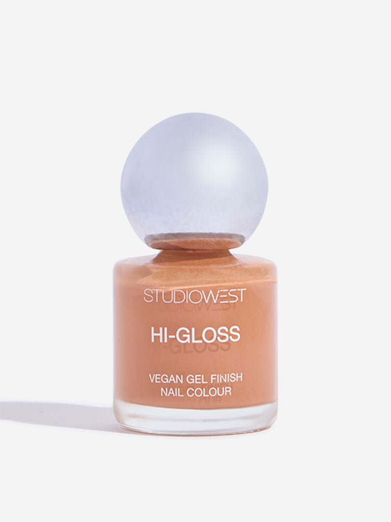 Studiowest Hi-Gloss Caramel Kisses BR-06 Creme Nail Colour - 8 ml