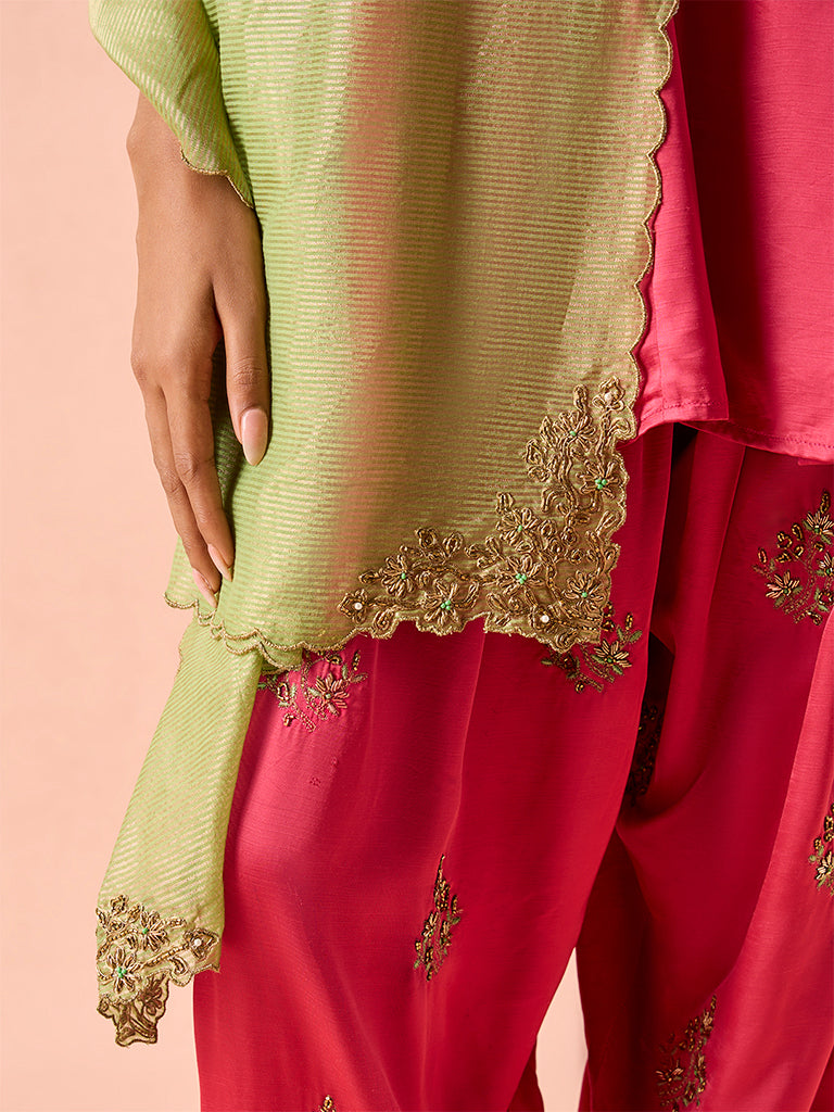 Three Piece Kurta Set – Pink