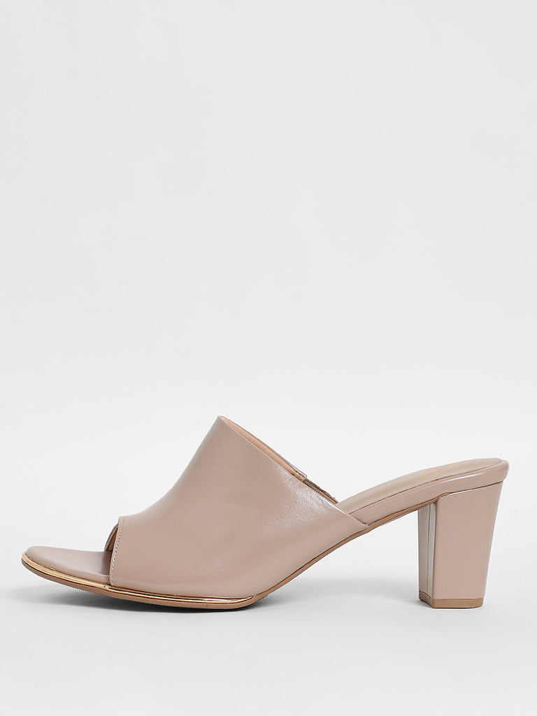 Flesh hotsell colored heels