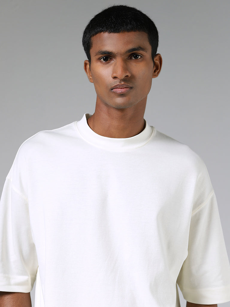 Plain white clearance baggy t shirt