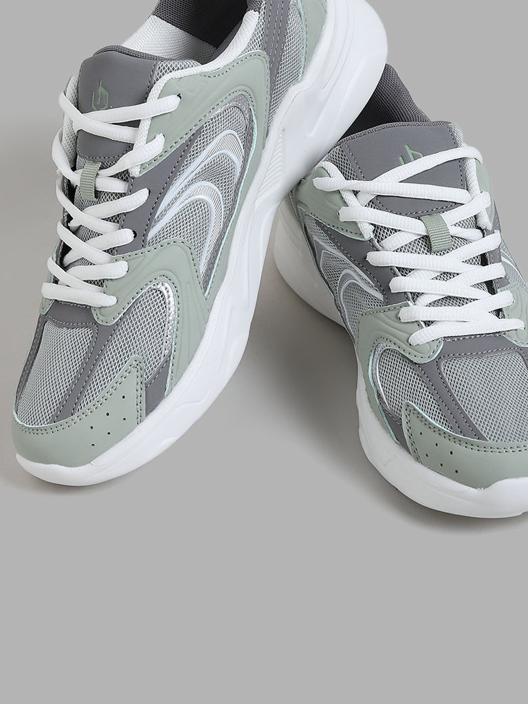 Sage green 2024 tennis shoes