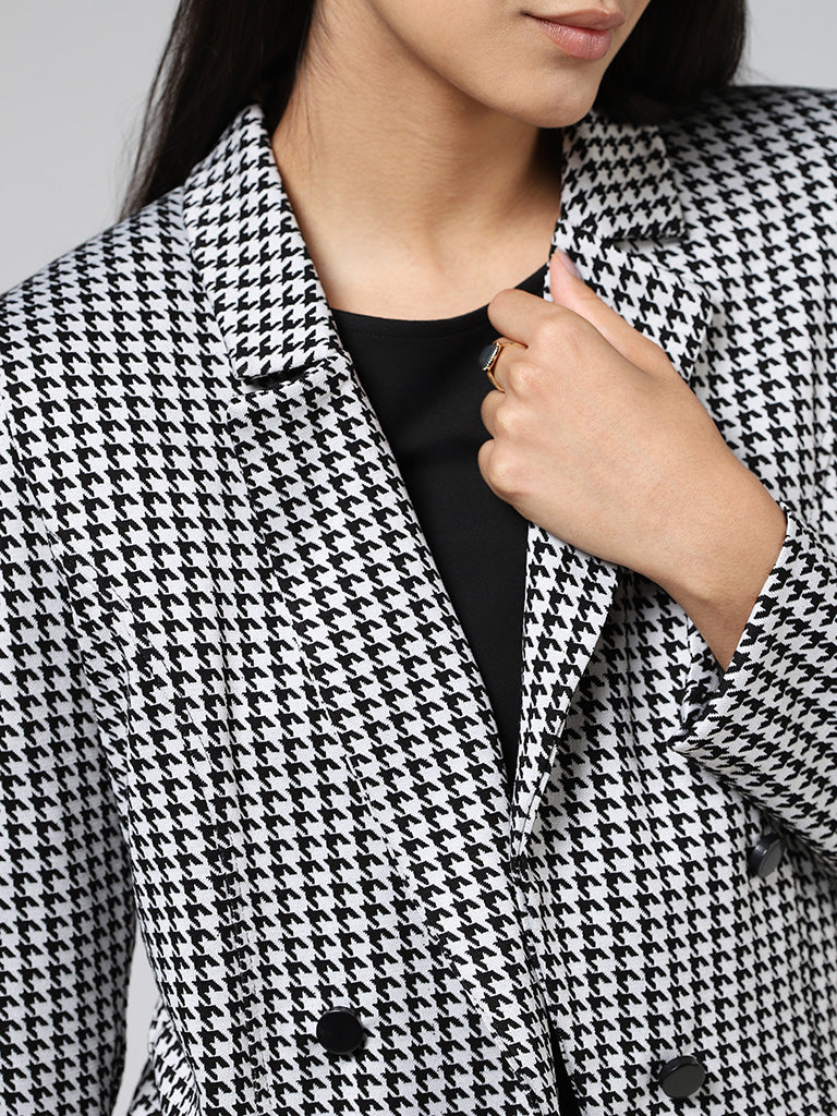 Regular Fit Teddy jacket - Black/White checked - Men | H&M IN