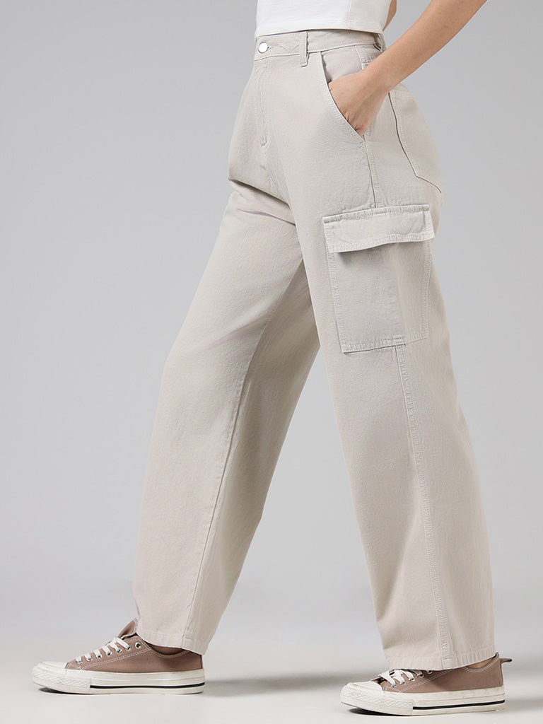 Buy Broadstar Beige Straight Fit High Rise Cargo Pants for Women Online @  Tata CLiQ