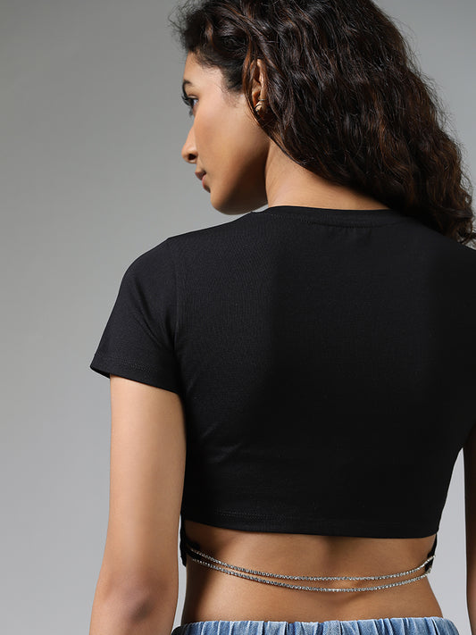 Nuon Solid Black Crop T-Shirt