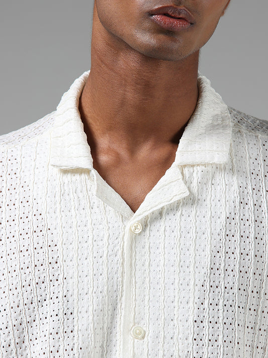 Nuon White Self-Patterned Resort-Fit Shirt