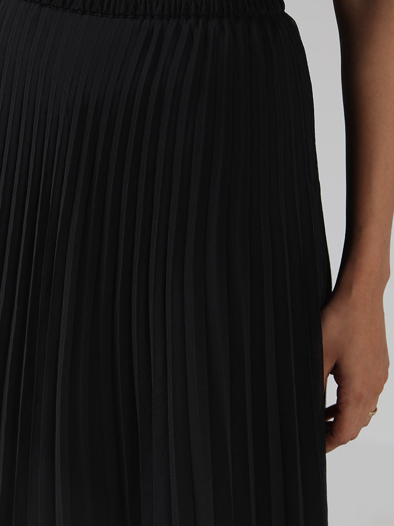 Black pleated skirt top near me