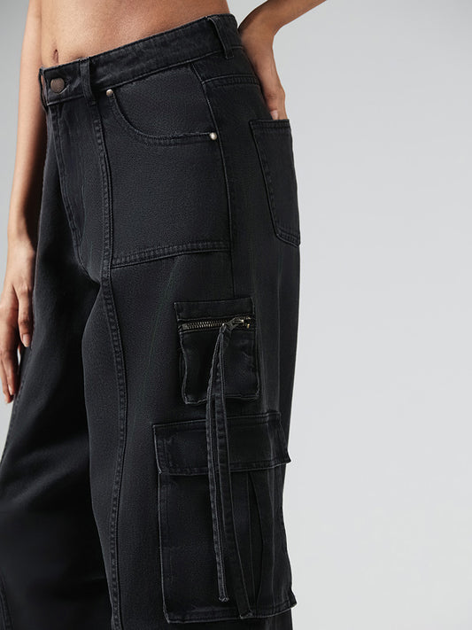 Nuon Solid Black Cargo Relaxed - Fit High - Rise Jeans