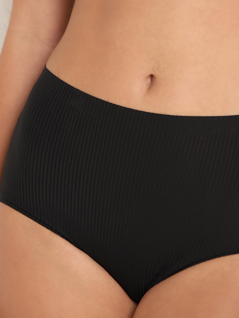 Wunderlove Black Invisible Brief