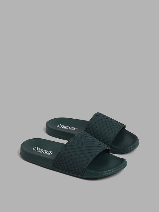 SOLEPLAY Green Geometric Quilted Flip-Flop