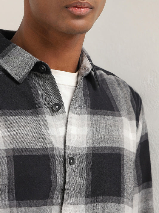 Nuon Black Checked Cotton Relaxed Fit Shirt