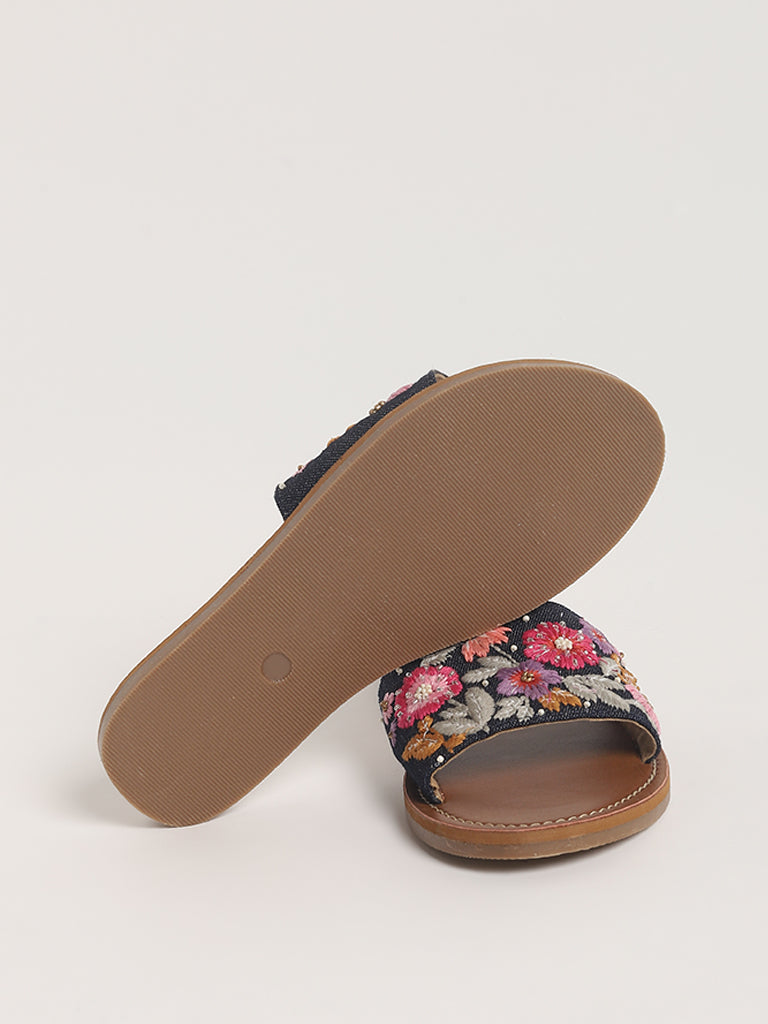 Buy Peach Heeled Sandals for Women by Mochi Online | Ajio.com