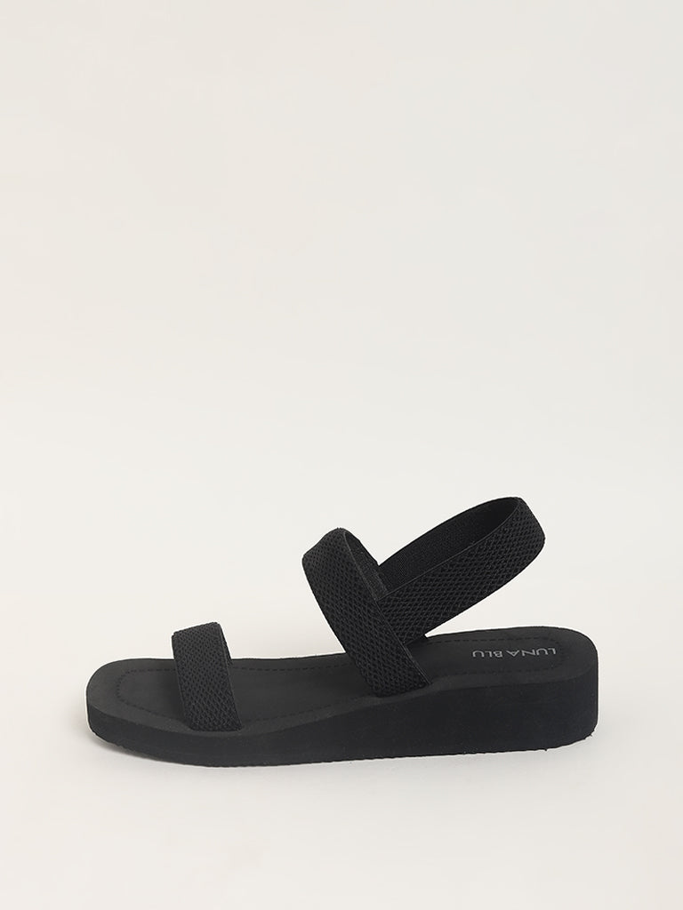 Black strappy flip flops new arrivals