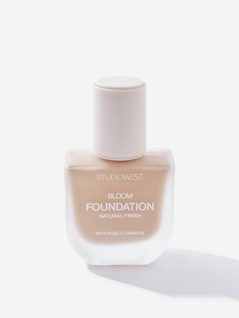 Studiowest Bloom 02 Beige Foundation - 38 ML