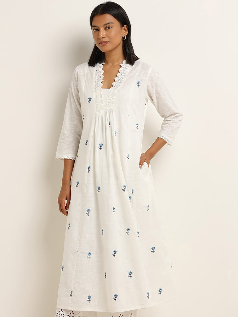 Utsa White Lace Detailed Cotton A-Line Kurta