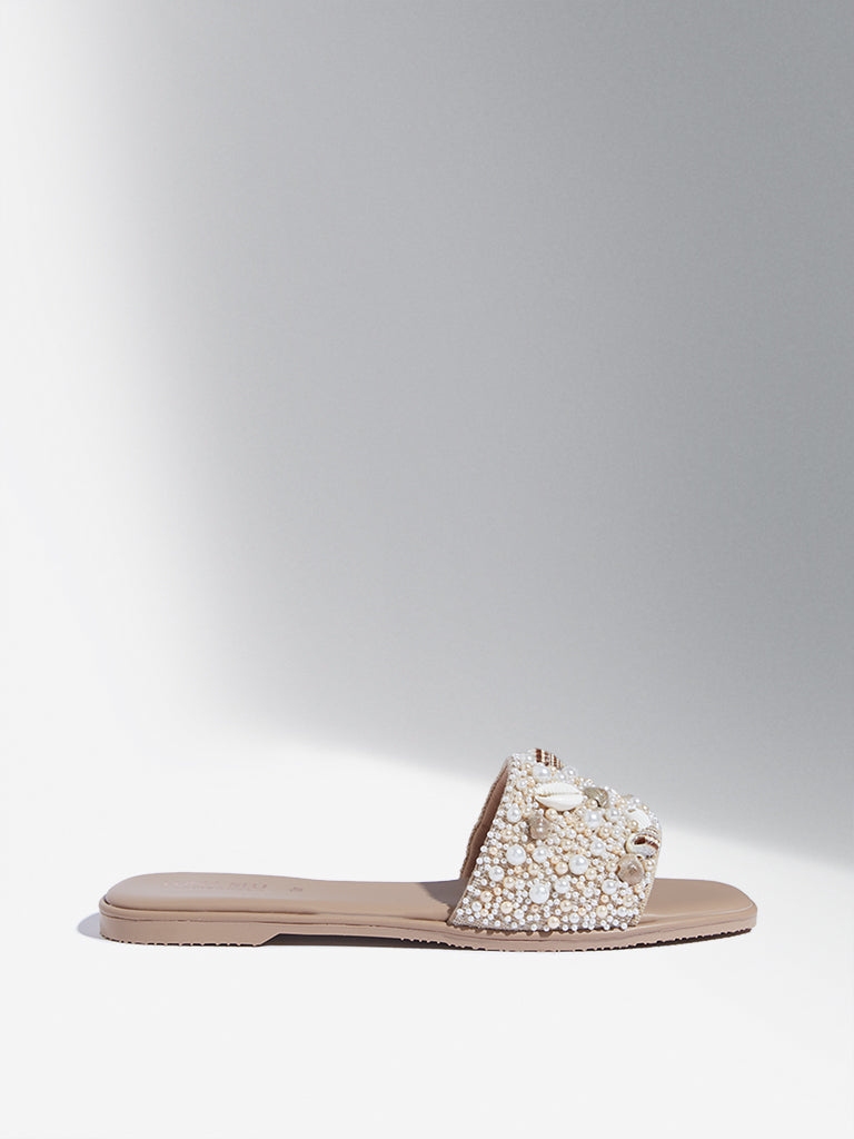 LUNA BLU Beige Seashell Embellished Slides