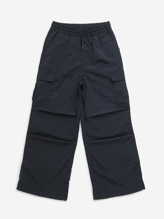 Y&F Kids Black Cargo-Style Mid-Rise Trousers
