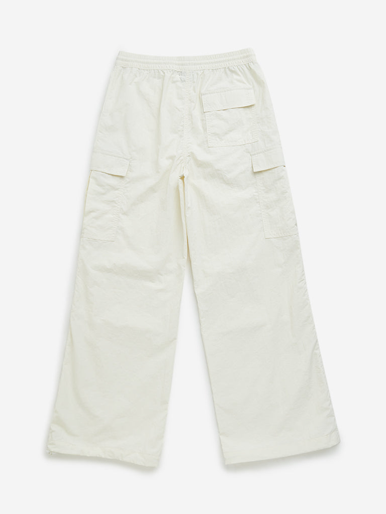 Y&F Kids Off-White Cargo-Style Mid-Rise Trousers