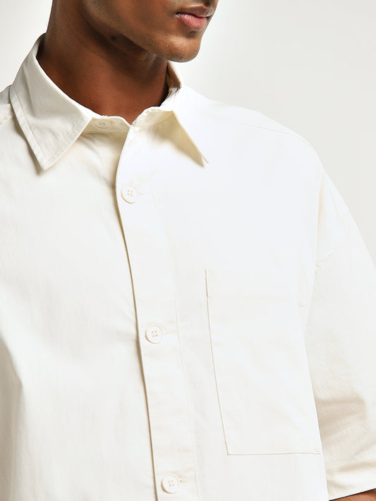 Nuon Off-White Solid Relaxed-Fit Shirt