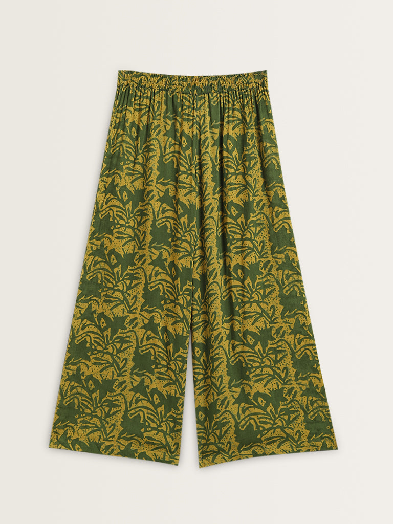 Utsa Dark Green Foliage Print High-Rise Palazzos