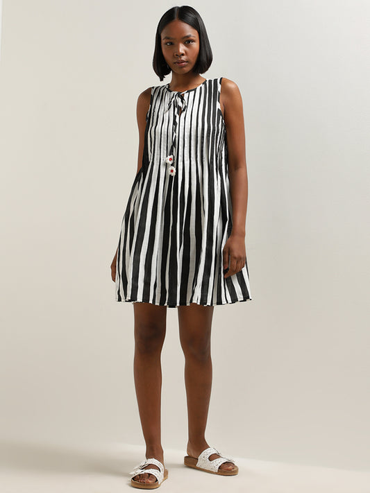 Bombay Paisley Black Striped Design A-line Dress