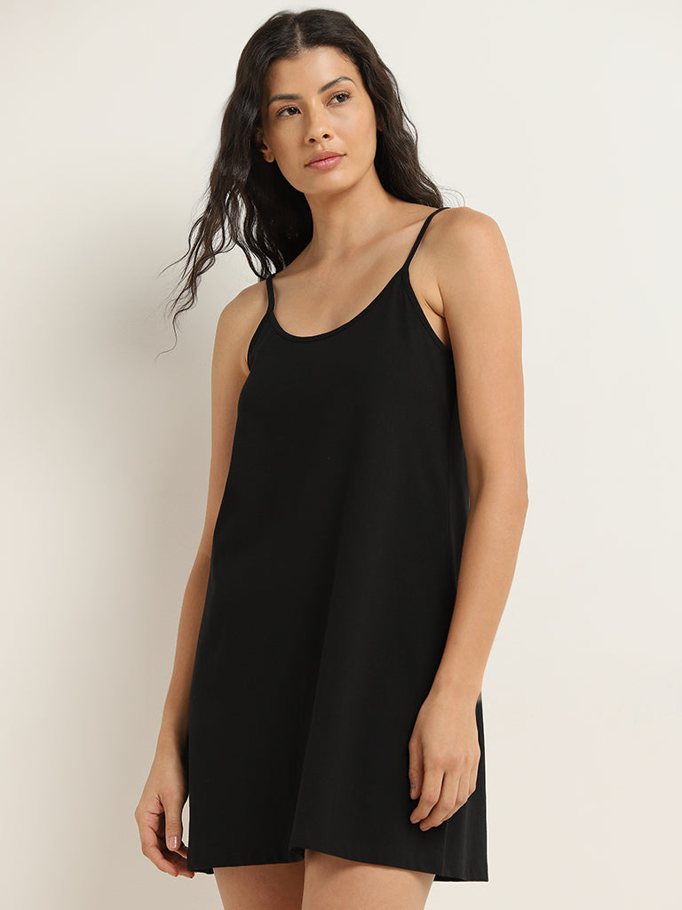 Wunderlove Solid Black Slip