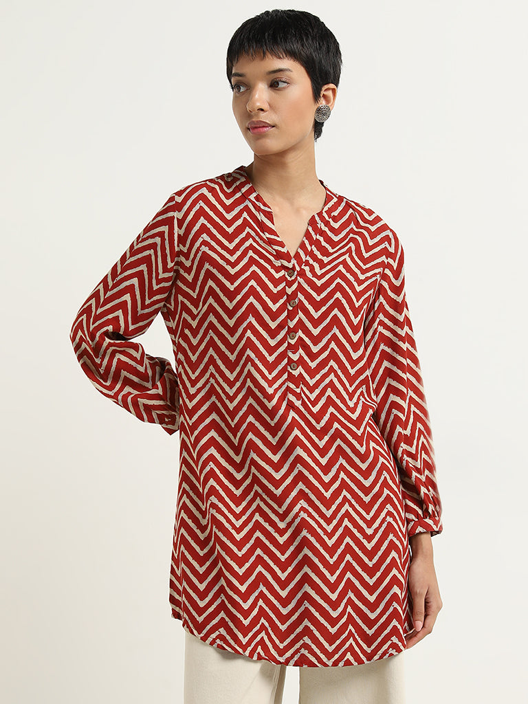 Utsa Red Chevron Pattern Straight Kurti